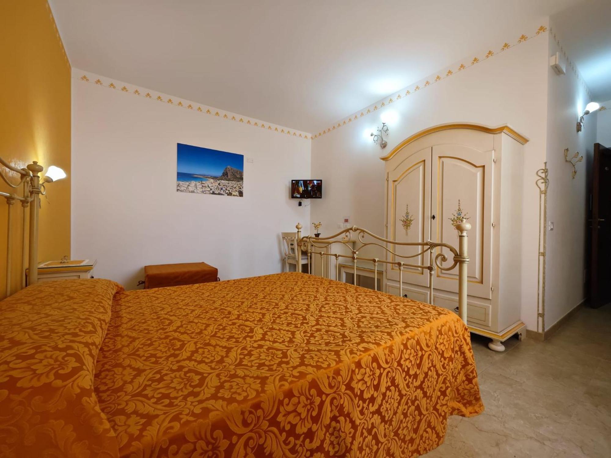 Orchidea Bed & Breakfast 2*